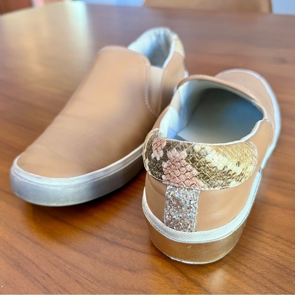 Dolce Vita Zaylor Nude Color Slip On, Metallic and Snake Skin Accent, Size 7.5 - Picture 2 of 7